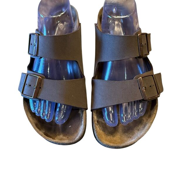 Birkenstock Shoes - Birkenstock Women’s Size 40 (9-9.5) Taupe Arizona Sandals